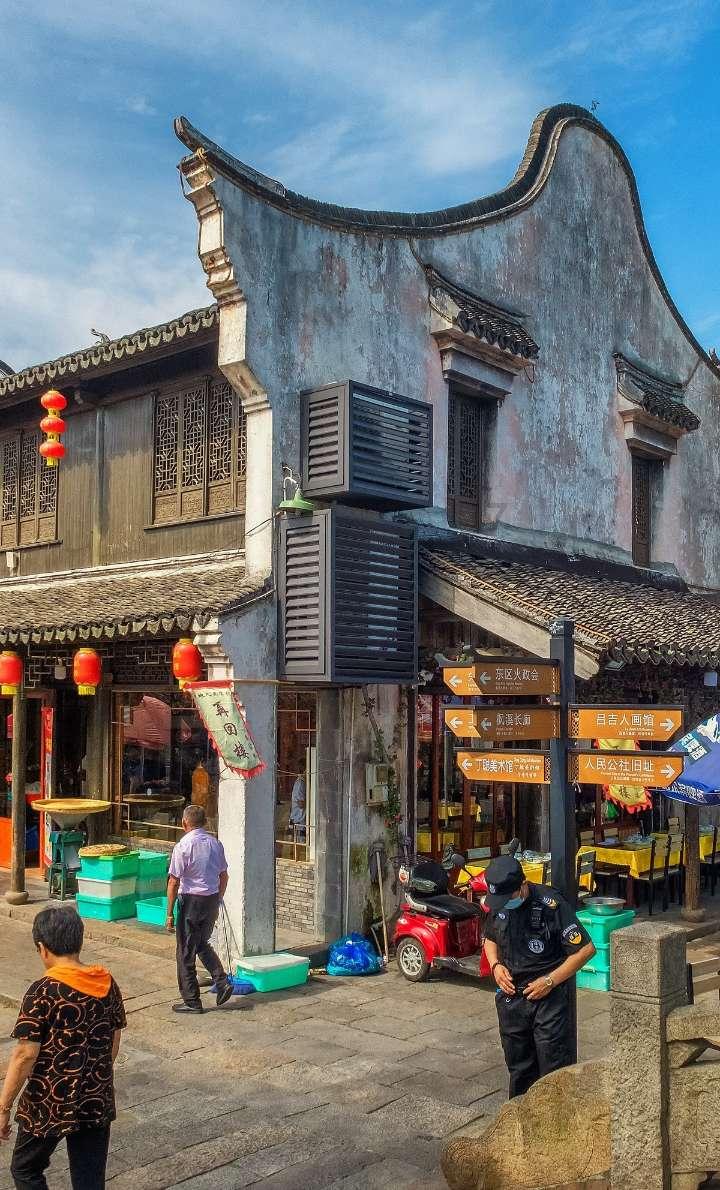 逃离伊尔波的房屋