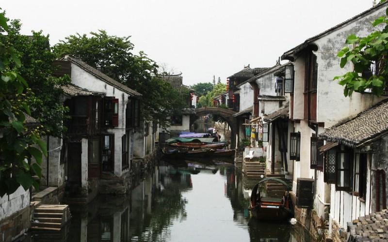 世纪华通(002602.SZ):部分高管及核心人员拟增持不低于2000万元公司股份